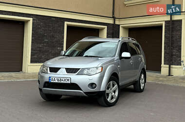 Внедорожник / Кроссовер Mitsubishi Outlander 2007 в Киеве