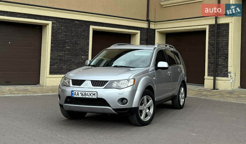 Позашляховик / Кросовер Mitsubishi Outlander 2007 в 