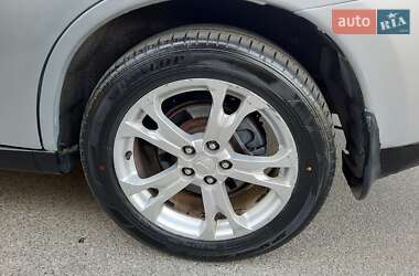Позашляховик / Кросовер Mitsubishi Outlander 2013 в 