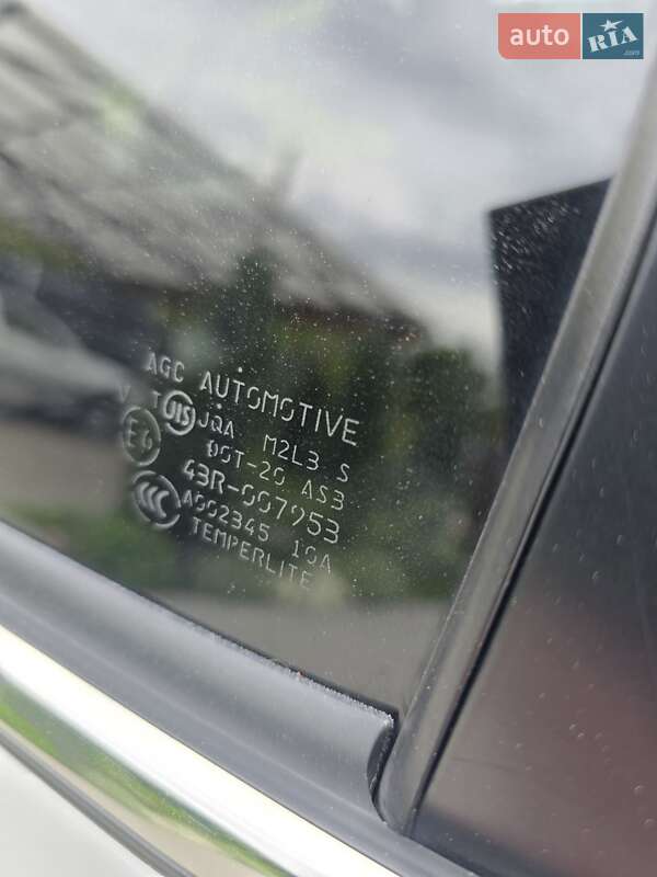 Внедорожник / Кроссовер Mitsubishi Outlander 2014 в Киеве