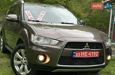 Внедорожник / Кроссовер Mitsubishi Outlander 2011 в Коломые