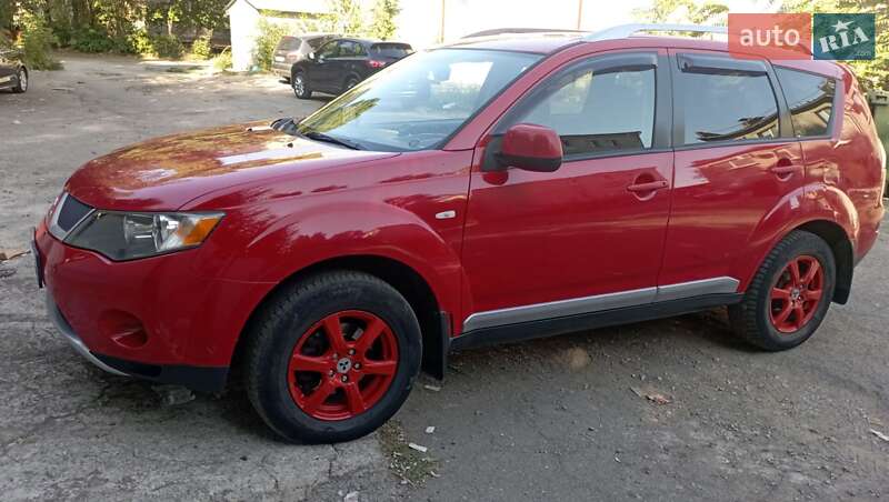 Внедорожник / Кроссовер Mitsubishi Outlander 2008 в Днепре