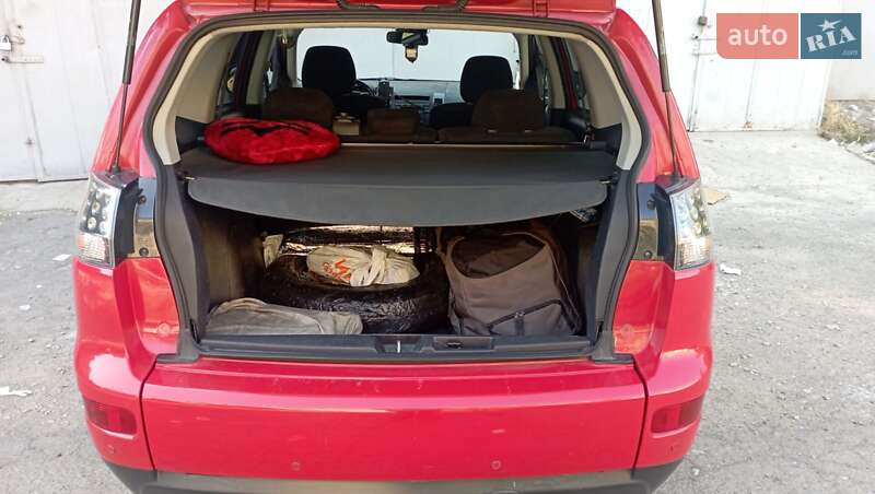 Внедорожник / Кроссовер Mitsubishi Outlander 2008 в Днепре