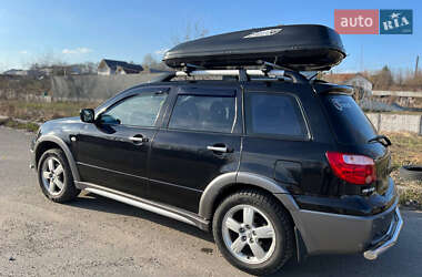 Позашляховик / Кросовер Mitsubishi Outlander 2005 в 