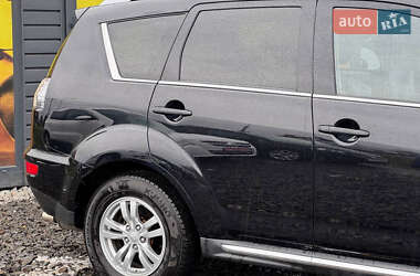 Внедорожник / Кроссовер Mitsubishi Outlander 2010 в 