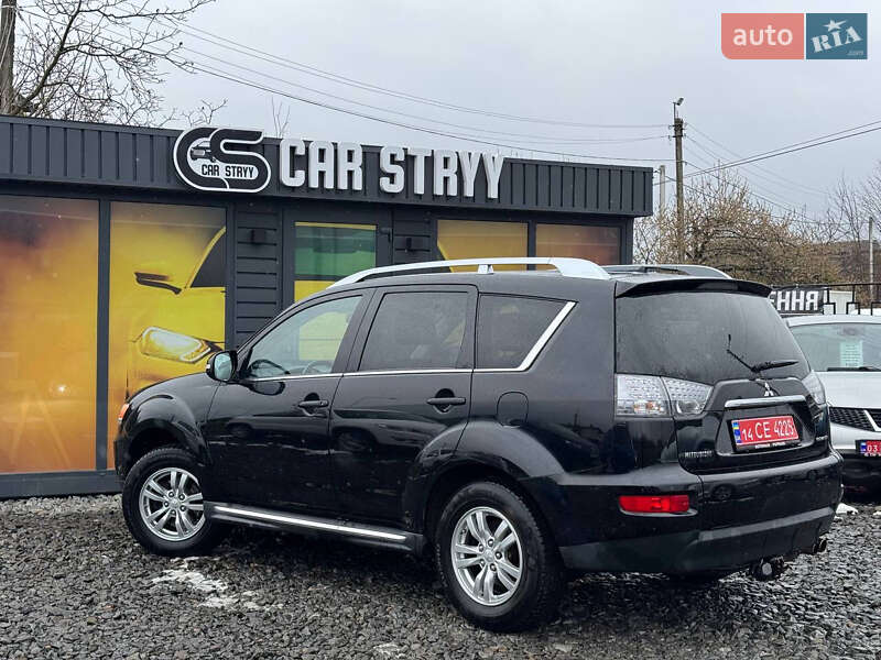 Позашляховик / Кросовер Mitsubishi Outlander 2010 в Стрию