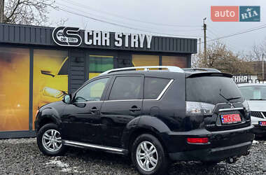 Внедорожник / Кроссовер Mitsubishi Outlander 2010 в 
