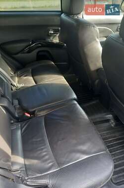 Внедорожник / Кроссовер Mitsubishi Outlander 2008 в 