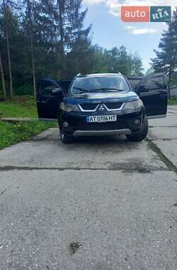 Внедорожник / Кроссовер Mitsubishi Outlander 2008 в 