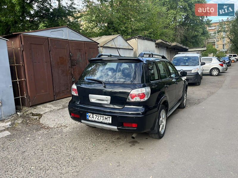 Внедорожник / Кроссовер Mitsubishi Outlander 2008 в Киеве