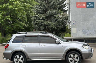 Позашляховик / Кросовер Mitsubishi Outlander 2006 в 