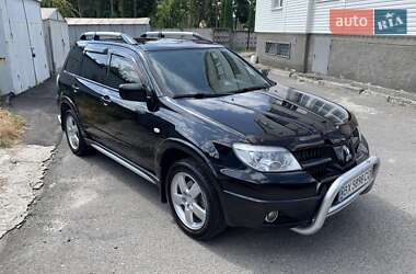 Внедорожник / Кроссовер Mitsubishi Outlander 2007 в Житомире