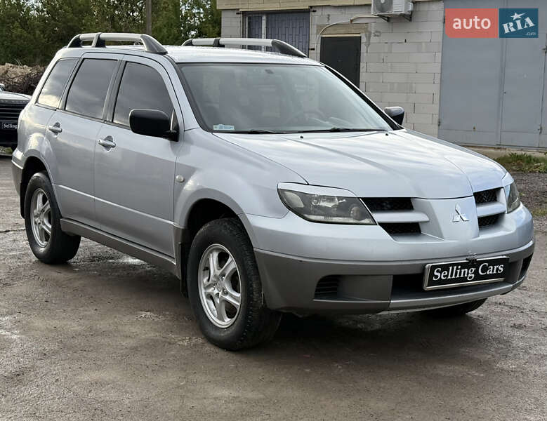 Позашляховик / Кросовер Mitsubishi Outlander 2003 в Рівному