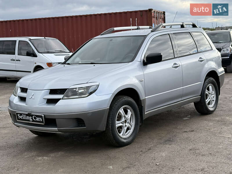 Позашляховик / Кросовер Mitsubishi Outlander 2003 в Рівному