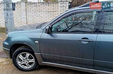 Позашляховик / Кросовер Mitsubishi Outlander 2004 в 
