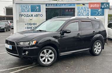 Позашляховик / Кросовер Mitsubishi Outlander 2010 в Києві