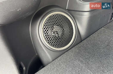Внедорожник / Кроссовер Mitsubishi Outlander 2014 в 