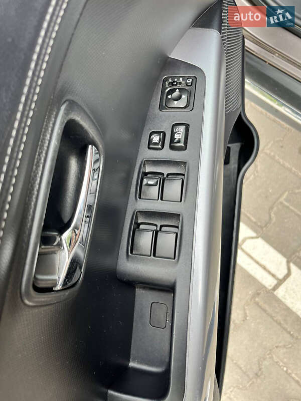 Позашляховик / Кросовер Mitsubishi Outlander 2011 в Тернополі фото 15 Позашляховик / Кросовер Mitsubishi Outlander 2011 в Тернополі