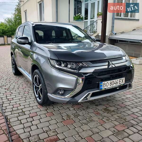Mitsubishi Outlander 2018