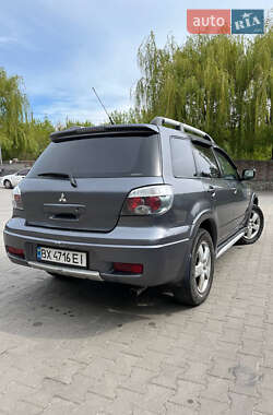 Внедорожник / Кроссовер Mitsubishi Outlander 2006 в 