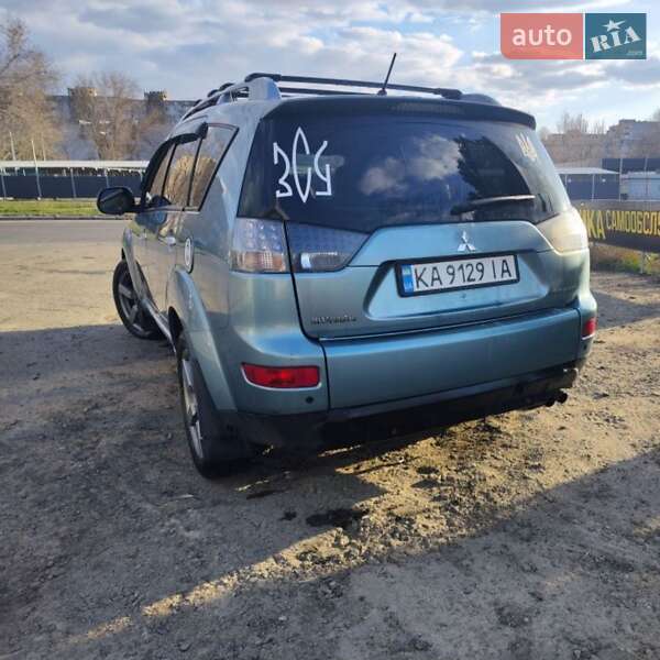 Внедорожник / Кроссовер Mitsubishi Outlander 2008 в Николаеве