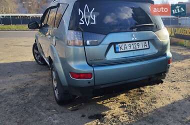 Внедорожник / Кроссовер Mitsubishi Outlander 2008 в 