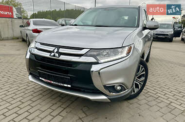 Внедорожник / Кроссовер Mitsubishi Outlander 2018 в Львове