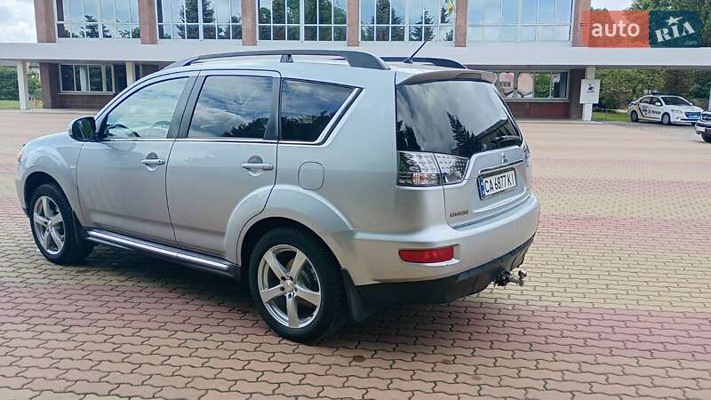 Позашляховик / Кросовер Mitsubishi Outlander 2012 в Корсунь-Шевченківському