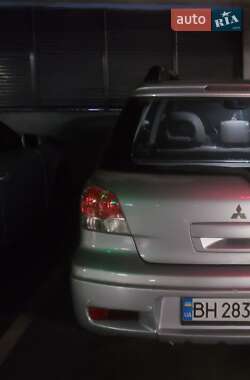 Позашляховик / Кросовер Mitsubishi Outlander 2006 в Одесі