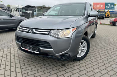 Позашляховик / Кросовер Mitsubishi Outlander 2013 в Львові