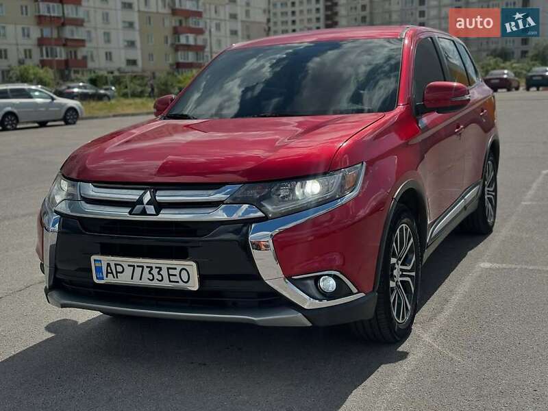 Mitsubishi Outlander 2016