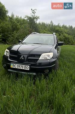 Внедорожник / Кроссовер Mitsubishi Outlander 2008 в 