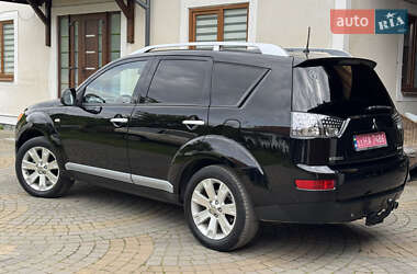 Внедорожник / Кроссовер Mitsubishi Outlander 2009 в 