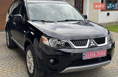 Внедорожник / Кроссовер Mitsubishi Outlander 2009 в 