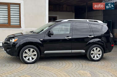Внедорожник / Кроссовер Mitsubishi Outlander 2009 в 
