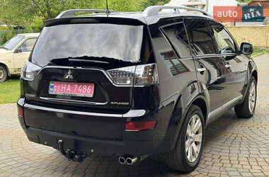 Внедорожник / Кроссовер Mitsubishi Outlander 2009 в 