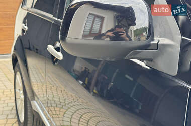 Внедорожник / Кроссовер Mitsubishi Outlander 2009 в 