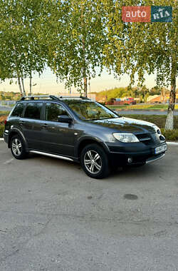 Позашляховик / Кросовер Mitsubishi Outlander 2006 в 