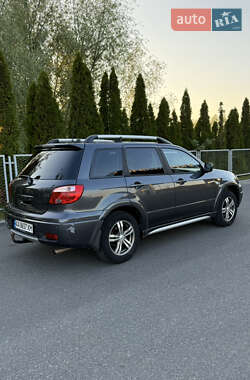 Позашляховик / Кросовер Mitsubishi Outlander 2006 в 