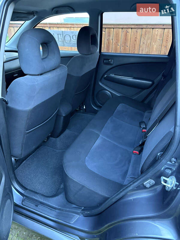 Позашляховик / Кросовер Mitsubishi Outlander 2006 в Кам’яні
