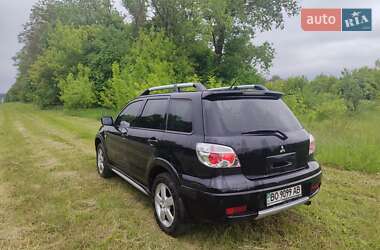 Внедорожник / Кроссовер Mitsubishi Outlander 2007 в 