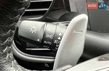 Внедорожник / Кроссовер Mitsubishi Outlander 2021 в 