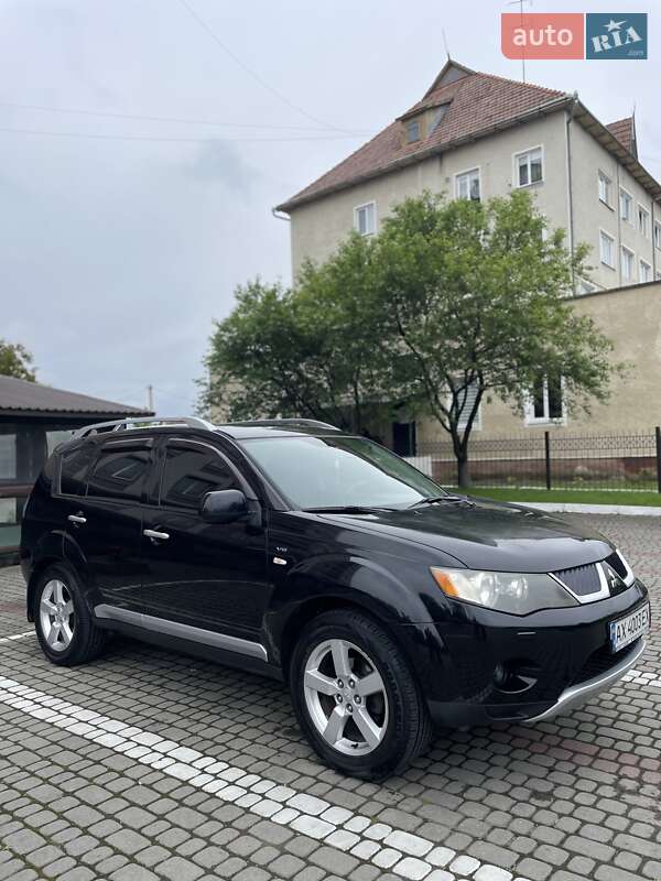 Внедорожник / Кроссовер Mitsubishi Outlander 2008 в Богородчанах