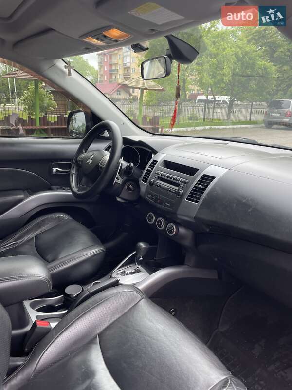 Внедорожник / Кроссовер Mitsubishi Outlander 2008 в Богородчанах