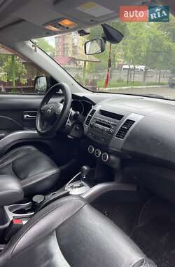 Внедорожник / Кроссовер Mitsubishi Outlander 2008 в 