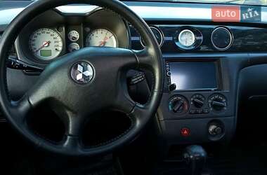 Позашляховик / Кросовер Mitsubishi Outlander 2003 в 