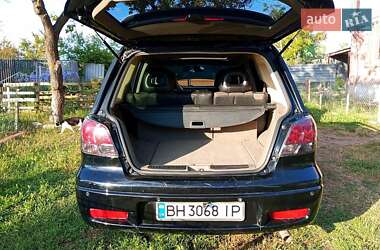 Позашляховик / Кросовер Mitsubishi Outlander 2003 в 