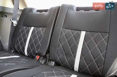 Внедорожник / Кроссовер Mitsubishi Outlander 2019 в 