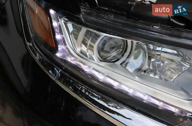 Внедорожник / Кроссовер Mitsubishi Outlander 2019 в 