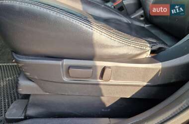 Внедорожник / Кроссовер Mitsubishi Outlander 2010 в 